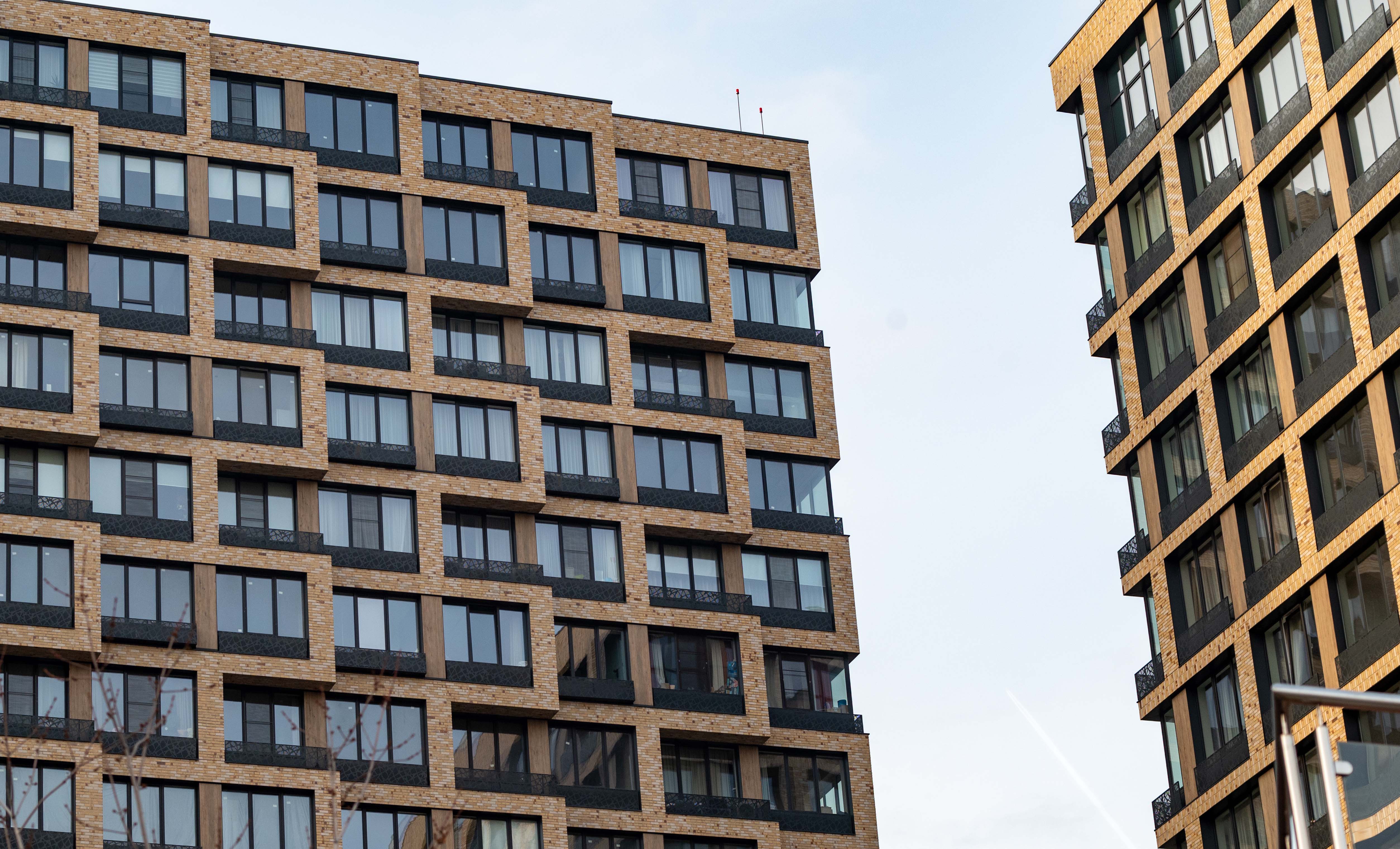 Suburban retail development economics is driving investor interest as lower costs, recurring income, and convenience trends create stable real estate returns.